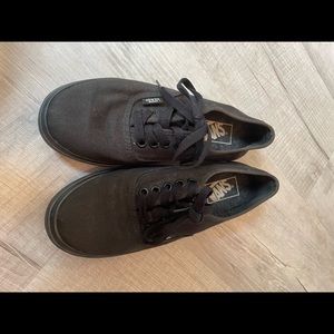 Black vans size 6 woman -  4.5 men